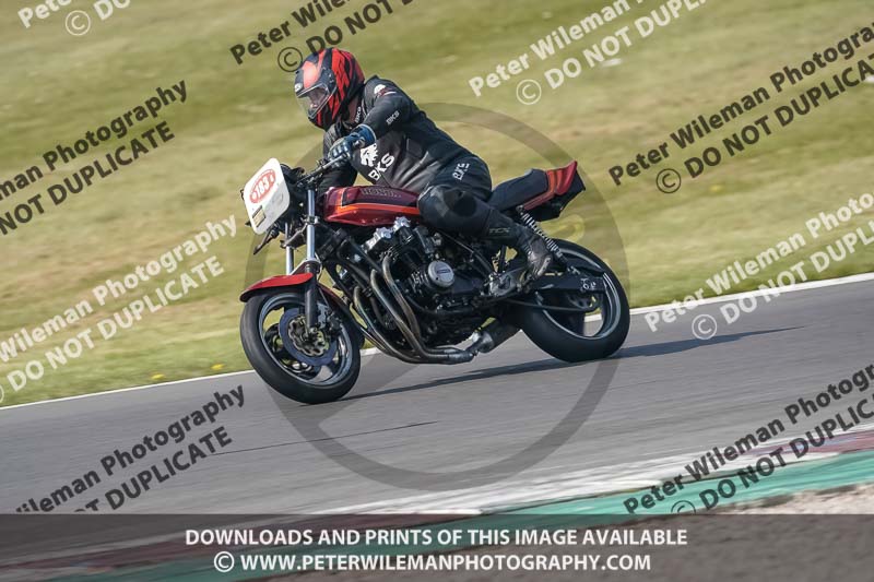 donington no limits trackday;donington park photographs;donington trackday photographs;no limits trackdays;peter wileman photography;trackday digital images;trackday photos